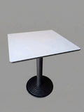 Table de Restaurant Ikon – Plateau Blanc & Base Circulaire